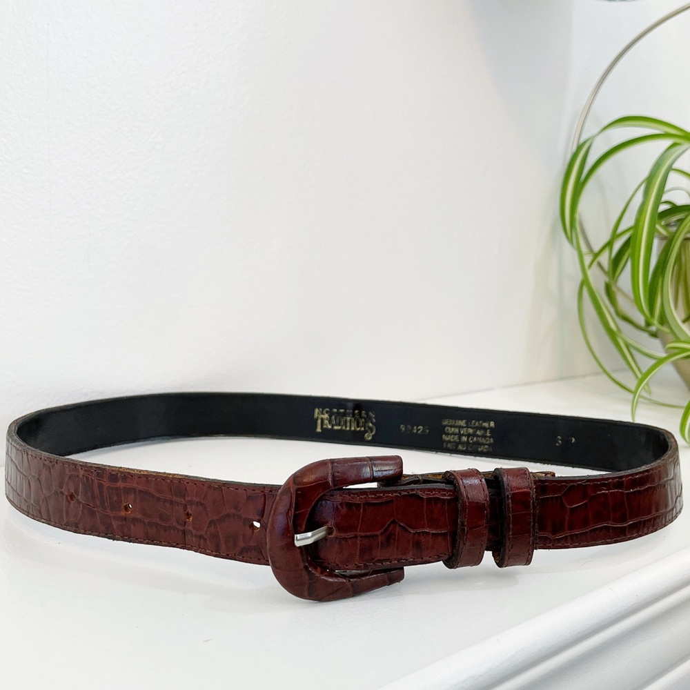 Vintage Northern Traditions brown leather belt